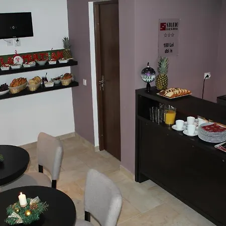 Apartcity 3* Brassó