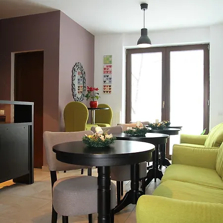 Studio Apartcity Aparthotel 3*
