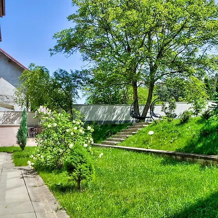 Studio Apartcity Aparthotel 3*