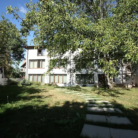 Studio Apartcity 3*