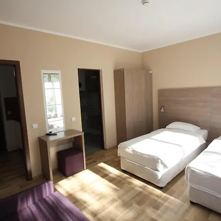 Apartcity Apartmanhotel Brassó