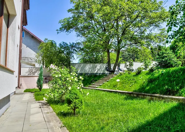 Studio Apartcity Aparthotel 3*